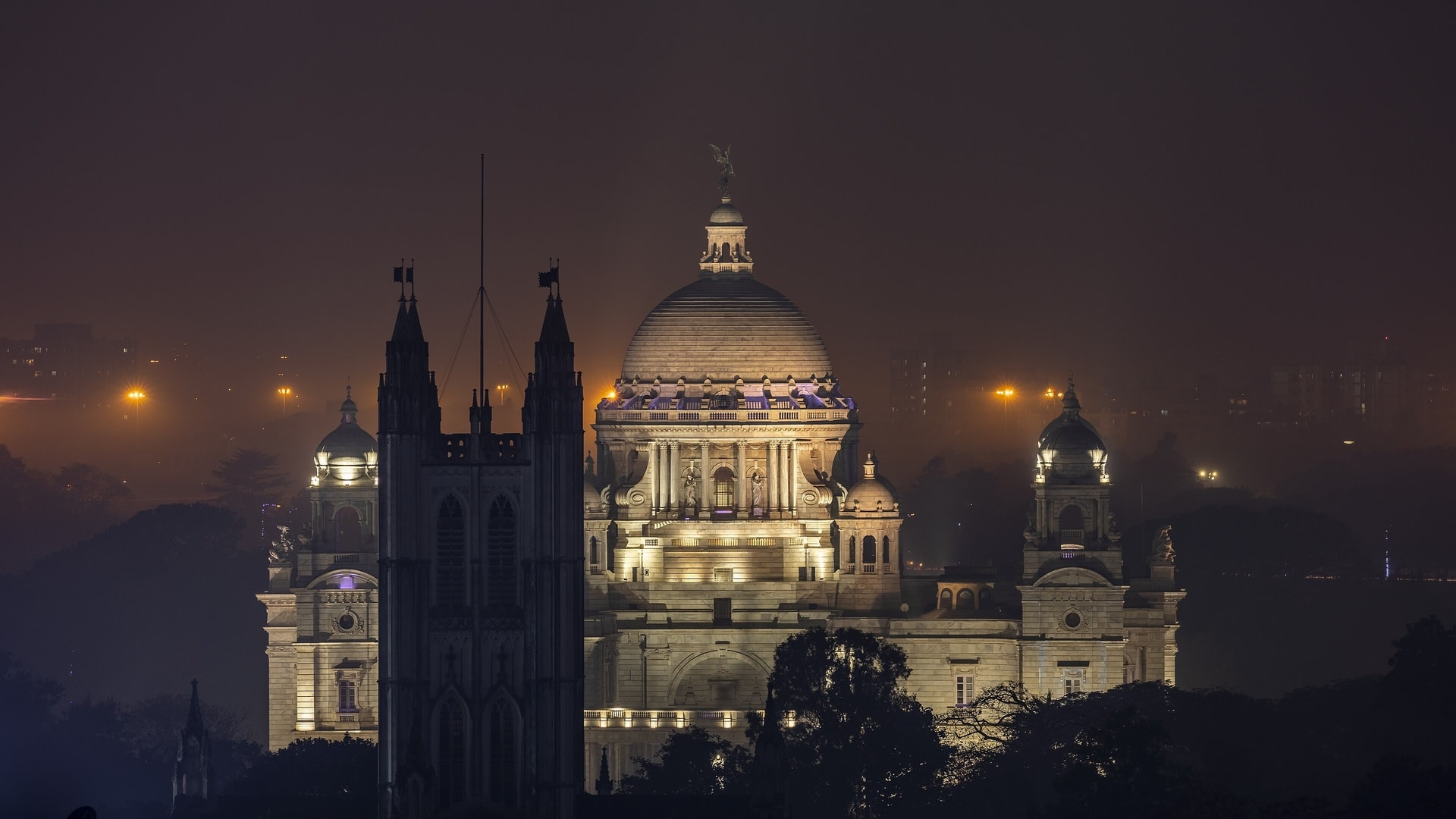 ভিক্টোরিয়া মেমোরিয়াল: কলকাতার সাদা মার্বেলের স্মৃতিসৌধ ও জাদুঘর