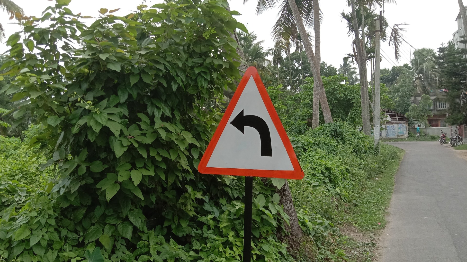 চাকরি প্রতারণা চেনার উপায়